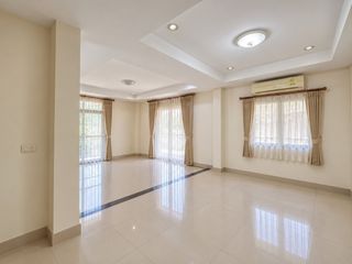 À vendre 3 chambres maison à Prawet, Bangkok