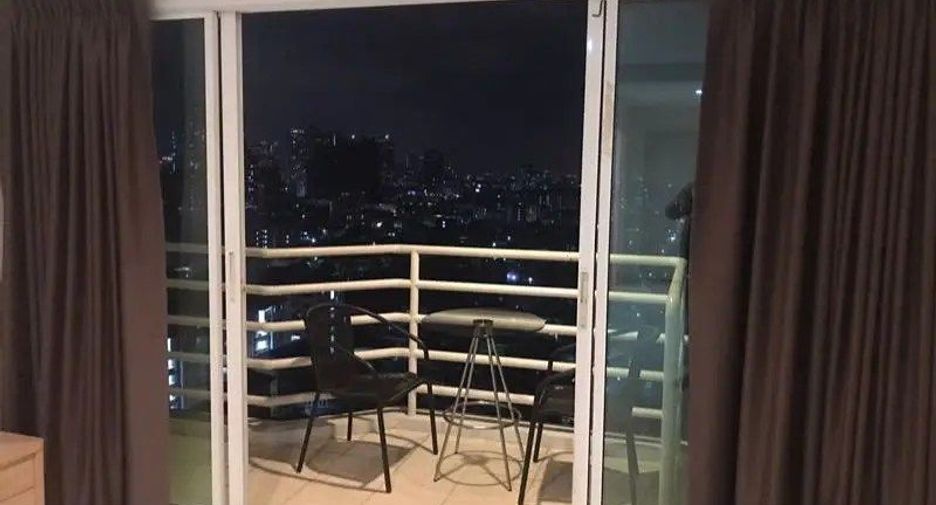 出租 1 卧室 公寓 在 Huai Khwang, 曼谷