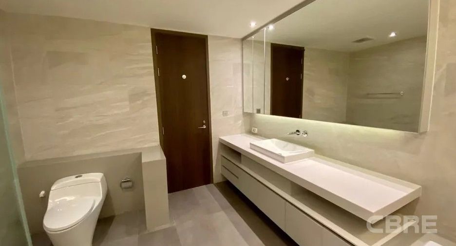 Wohnung zum Kauf mit 3 Zimmer in Yan Nawa, Bangkok