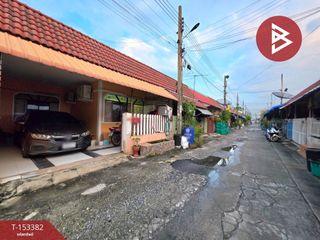 For sale 1 bed townhouse in Mueang Samut Prakan, Samut Prakan