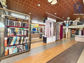 Local comercial en venta de 3 habitaciones en Bang Khen, Bangkok