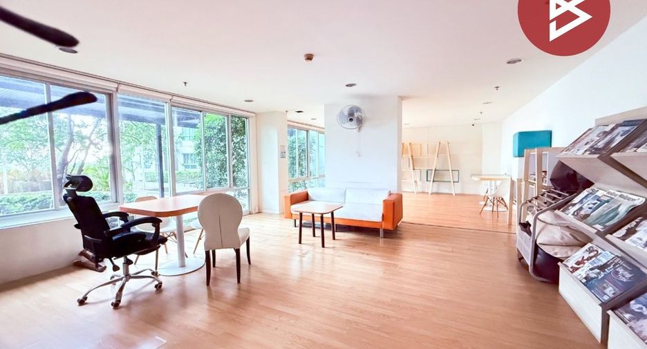 Wohnung zum Kauf mit 1 Zimmer in Pak Kret, Nonthaburi
