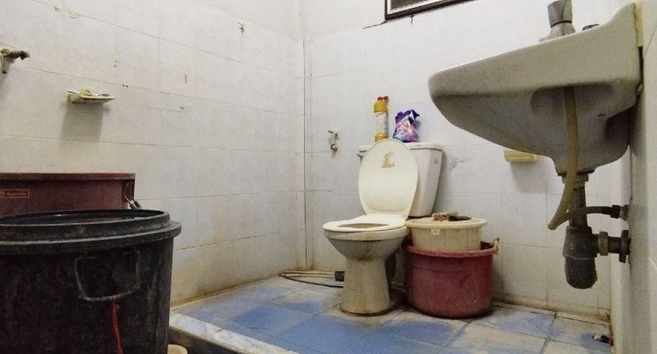 For sale 3 bedrooms townhouse in Thanyaburi, Pathum Thani