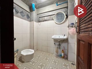 For sale 4 ベッドルーム house in Sam Phran, Nakhon Pathom