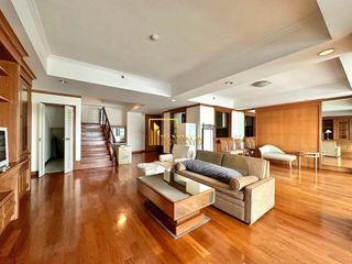 Wohnung zur Miete mit 2 Zimmer in Yan Nawa, Bangkok