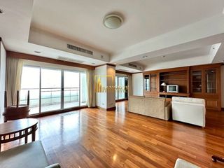 Wohnung zur Miete mit 2 Zimmer in Yan Nawa, Bangkok