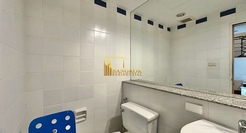 Wohnung zur Miete mit 2 Zimmer in Yan Nawa, Bangkok
