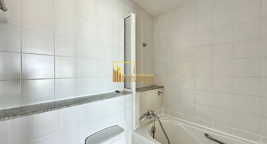 Wohnung zur Miete mit 2 Zimmer in Yan Nawa, Bangkok