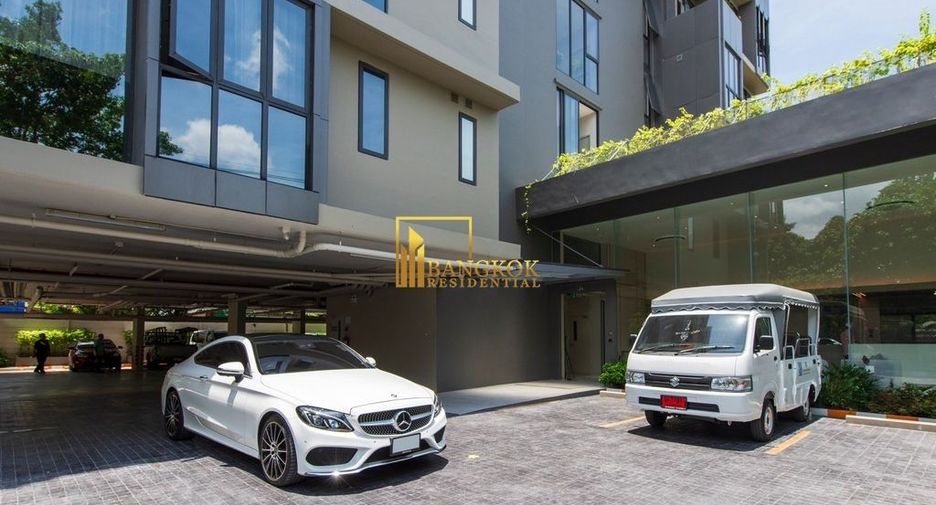 Apartamento en alquiler de 3 habitaciones en Mueang Samut Prakan, Samut Prakan