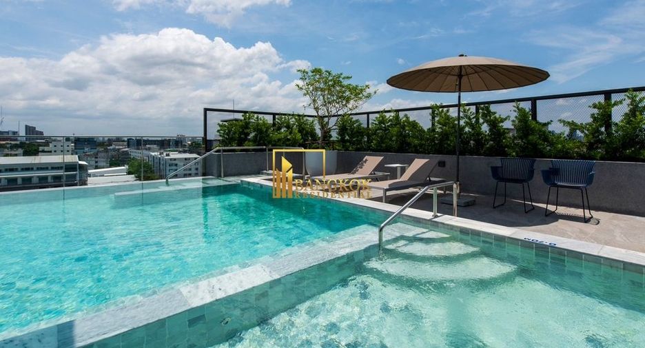 Apartamento en alquiler de 3 habitaciones en Mueang Samut Prakan, Samut Prakan