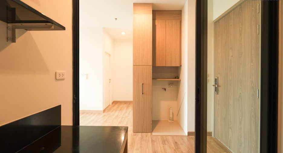 For sale 2 ベッドルーム condo in Mueang Samut Prakan, Samut Prakan