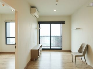 For sale 2 ベッドルーム condo in Mueang Samut Prakan, Samut Prakan