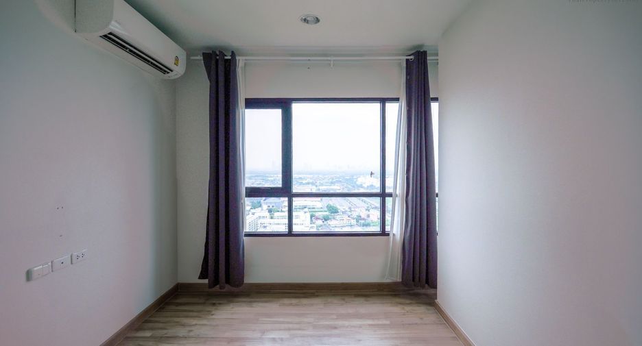 For sale 2 ベッドルーム condo in Mueang Samut Prakan, Samut Prakan