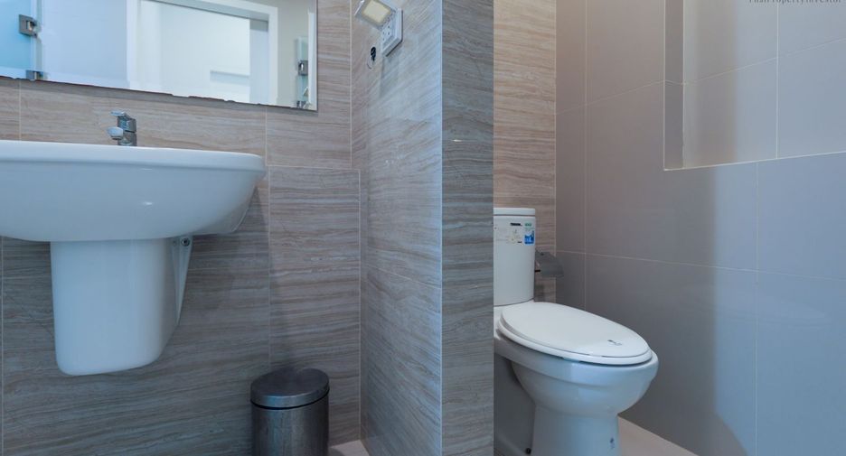 For sale 2 ベッドルーム condo in Mueang Samut Prakan, Samut Prakan