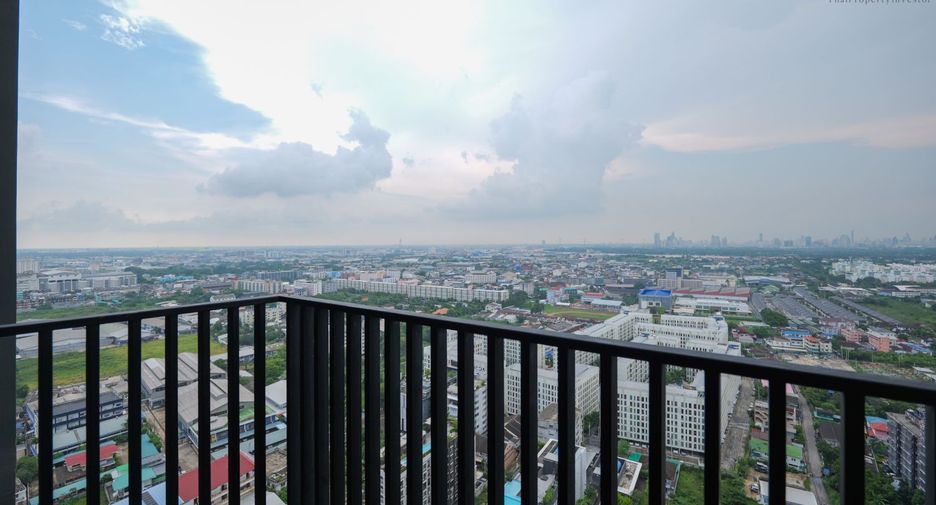 For sale 2 ベッドルーム condo in Mueang Samut Prakan, Samut Prakan