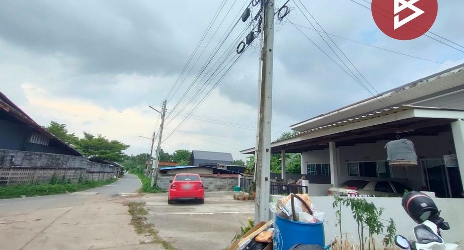 For sale 2 bedrooms townhouse in Phanat Nikhom, Chonburi