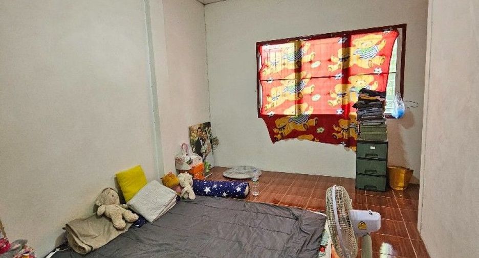 For sale 2 bedrooms townhouse in Bang Khun Thian, Bangkok