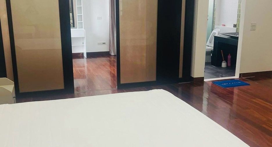 À vendre 4 chambres maison à Chatuchak, Bangkok