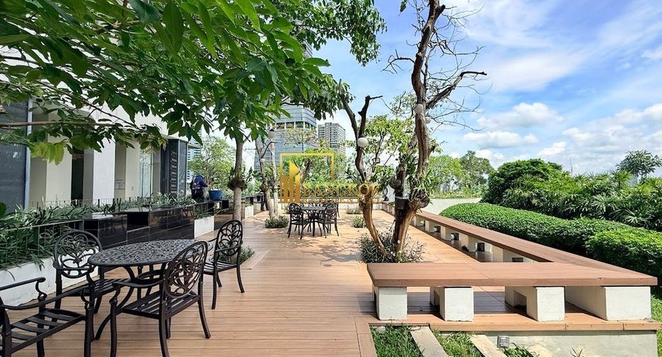 Wohnung zur Miete mit 2 Zimmer in Yan Nawa, Bangkok