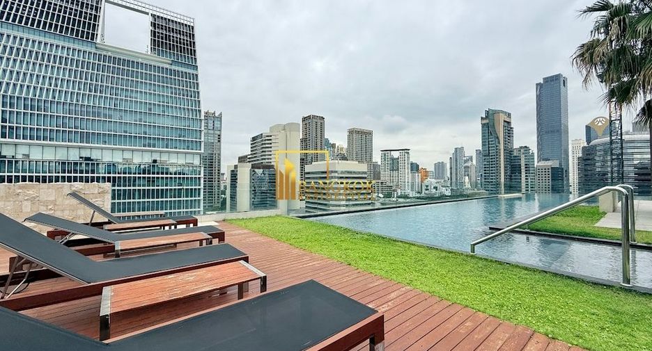 For rent 2 bedrooms condo in Pathum Wan, Bangkok