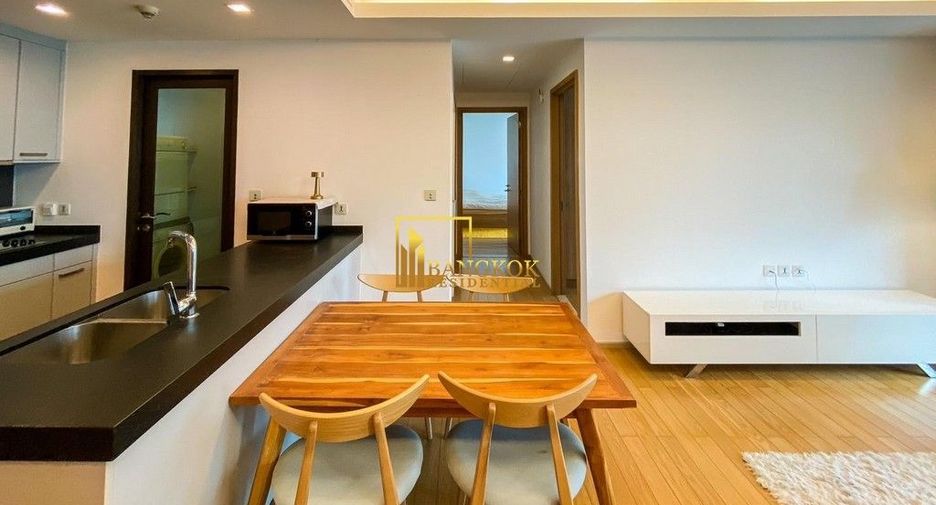 For rent 2 bedrooms condo in Pathum Wan, Bangkok