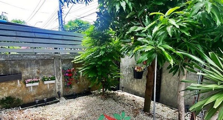 出售 2 卧室 独立屋 在 Mueang Samut Prakan, Samut Prakan
