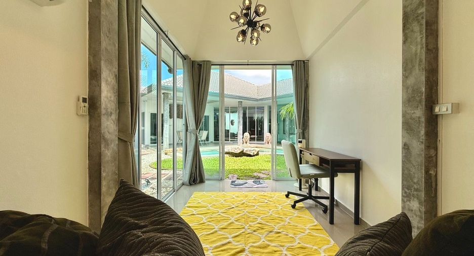 For rent 2 bedrooms house in Huay Yai, Pattaya