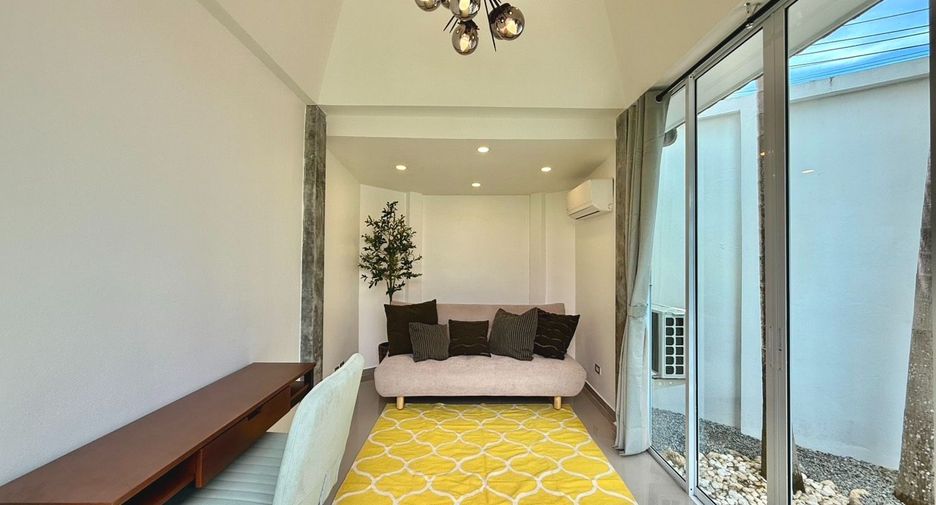 For rent 2 bedrooms house in Huay Yai, Pattaya