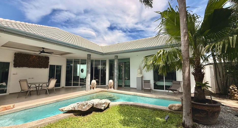For rent 2 bedrooms house in Huay Yai, Pattaya