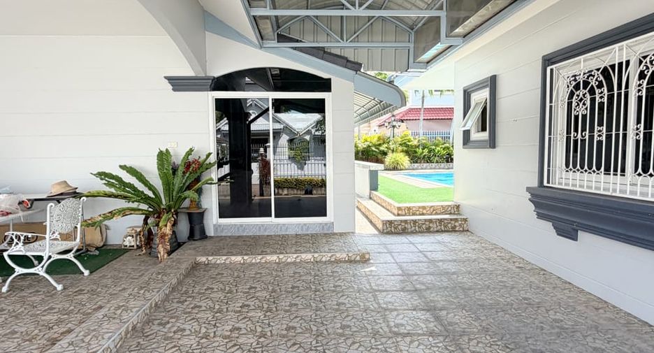 Villa zum Kauf mit 5 Zimmer in Bang Lamung, Chonburi