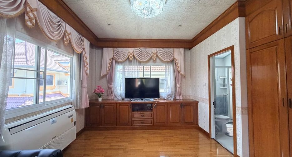 Villa zum Kauf mit 5 Zimmer in Bang Lamung, Chonburi