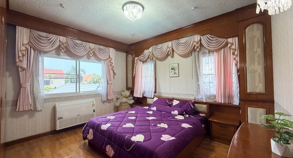 Villa zum Kauf mit 5 Zimmer in Bang Lamung, Chonburi