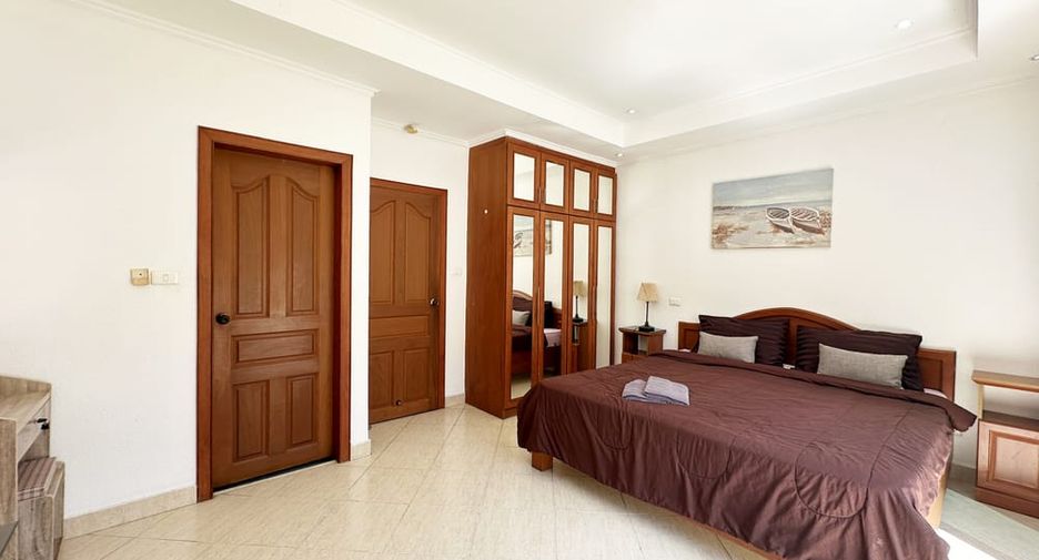 Haus zur Miete mit 4 Zimmer in Bang Lamung, Chonburi