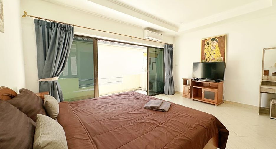Haus zur Miete mit 4 Zimmer in Bang Lamung, Chonburi