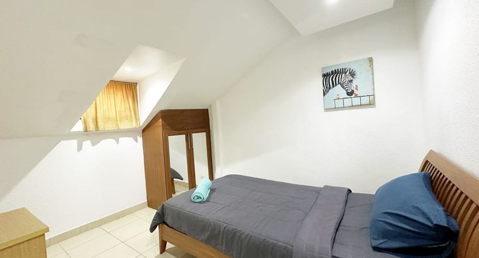 Haus zur Miete mit 4 Zimmer in Bang Lamung, Chonburi