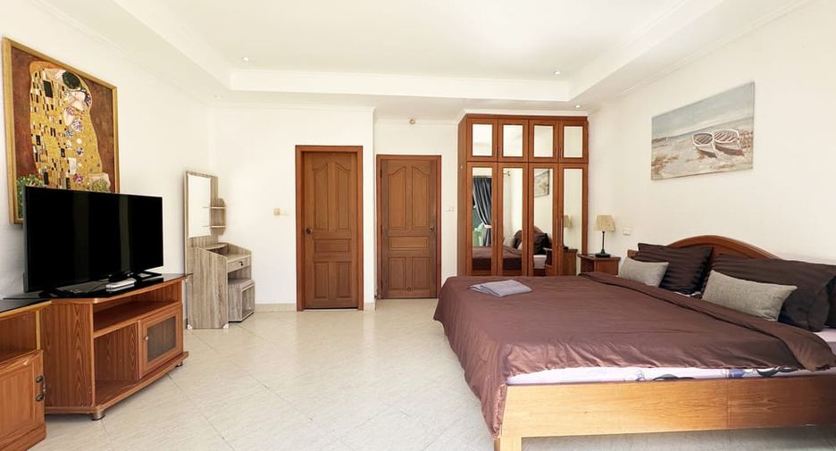 Haus zur Miete mit 4 Zimmer in Bang Lamung, Chonburi