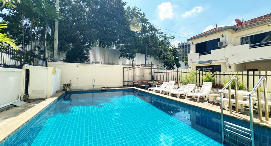 Haus zur Miete mit 4 Zimmer in Bang Lamung, Chonburi