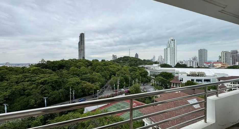 For sale 3 bedrooms condo in Bang Lamung, Chonburi
