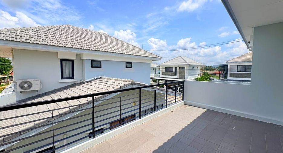 For rent 4 bedrooms house in Bang Lamung, Chonburi
