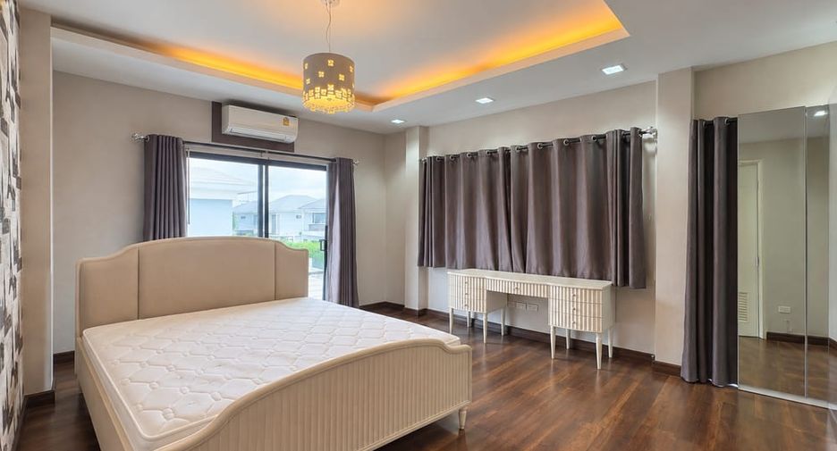 For rent 4 bedrooms house in Bang Lamung, Chonburi