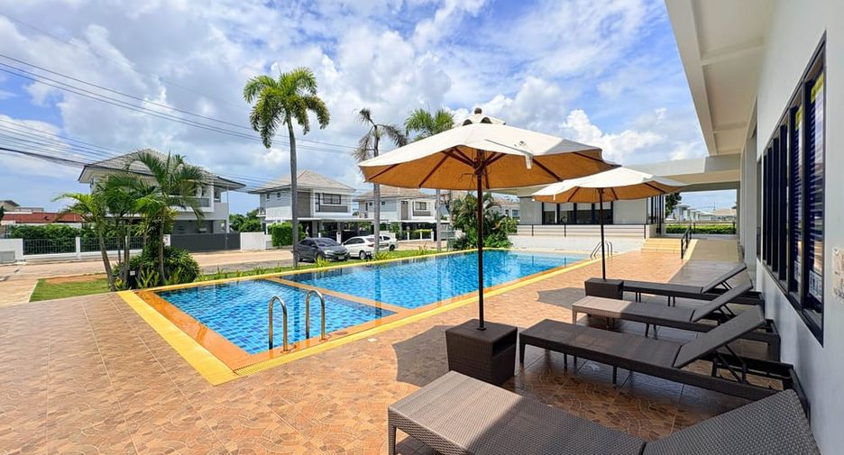 For rent 4 bedrooms house in Bang Lamung, Chonburi