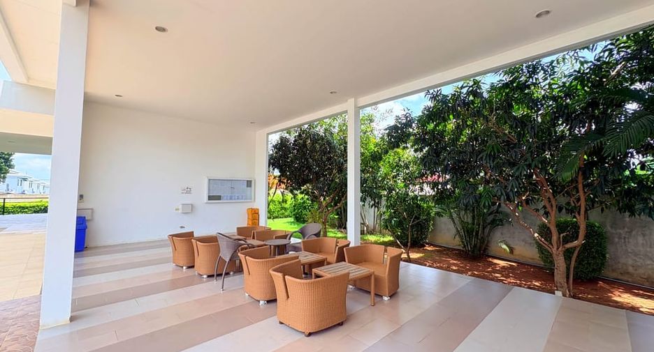 For rent 4 bedrooms house in Bang Lamung, Chonburi