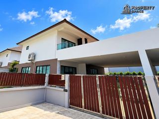 Villa zur Miete und zum Kauf mit 5 Zimmer in Bang Lamung, Chonburi