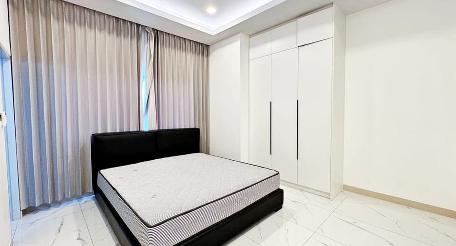 Villa zur Miete und zum Kauf mit 5 Zimmer in Bang Lamung, Chonburi