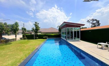 For rent 3 bedrooms villa in Huay Yai, Pattaya