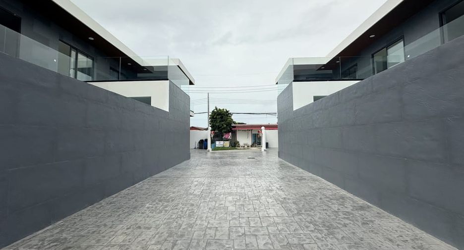 Villa zur Miete mit 7 Zimmer in Bang Lamung, Chonburi