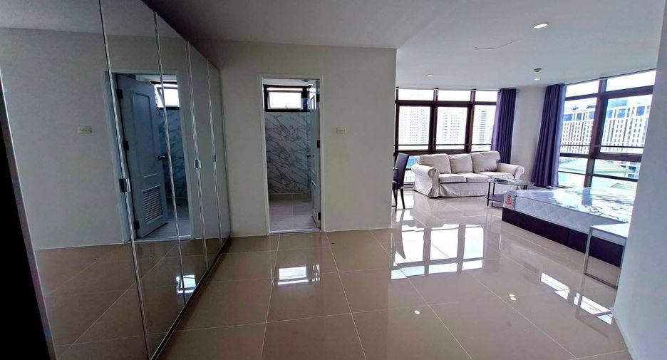 Wohnung zur Miete mit 3 Zimmer in Watthana, Bangkok