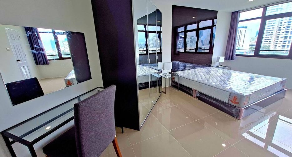 Wohnung zur Miete mit 3 Zimmer in Watthana, Bangkok