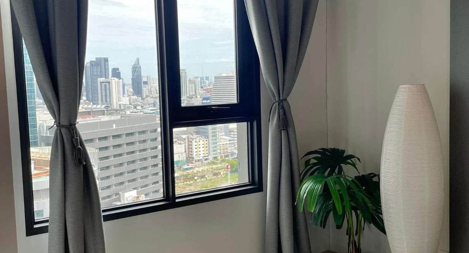 For rent 1 bed condo in Pathum Wan, Bangkok