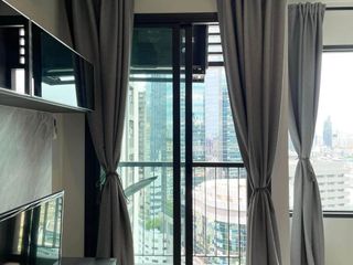 For rent 1 bed condo in Pathum Wan, Bangkok